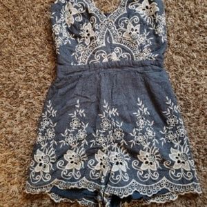 White Embroidered Soft Romper Denim size S